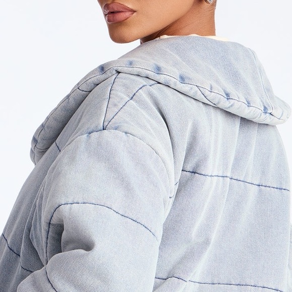 New Women's Denim cropped  Blue Puffer Jacket - Picture 5 of 6